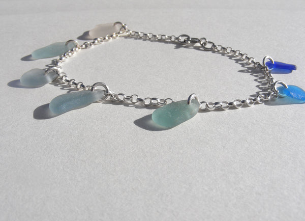 Blue gradiated sea glass anklet
