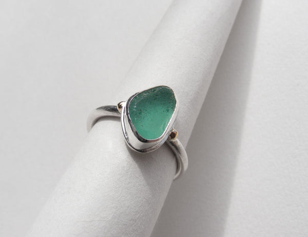 Turquoise seaglass silver ring with gold nugget details. N.5