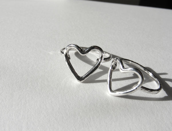 Signature silver Heart Ring 1.5mm band