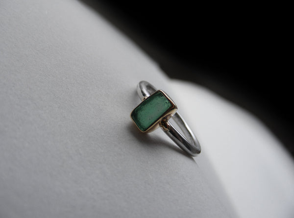 Sprite green, radiant shaped sea glass treasure ring SIZE K