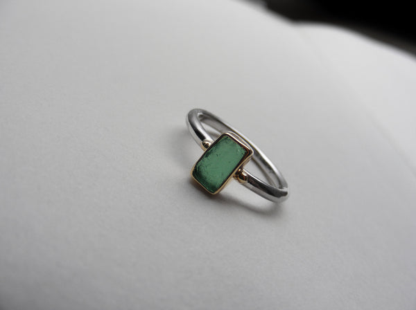 Sprite green, radiant shaped sea glass treasure ring SIZE K