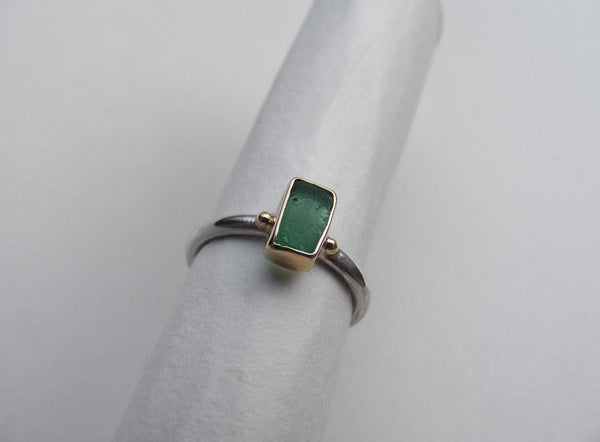 Sprite green, radiant shaped sea glass treasure ring SIZE K