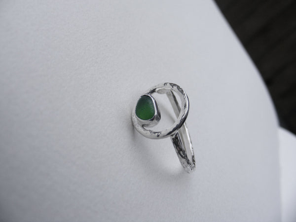 Emerald Shores Devon Sprite green sea glass Ring Q