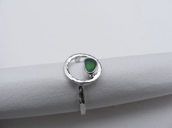 Emerald Shores Devon Sprite green sea glass Ring Q