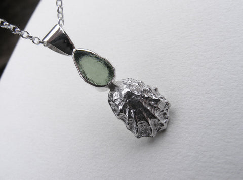 Mid Green St Martin's sea glass and Crackington Haven mini limpet pendant