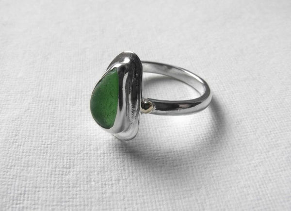 Forest Green Leaf Tear Drop Sea Glass Ring Band
